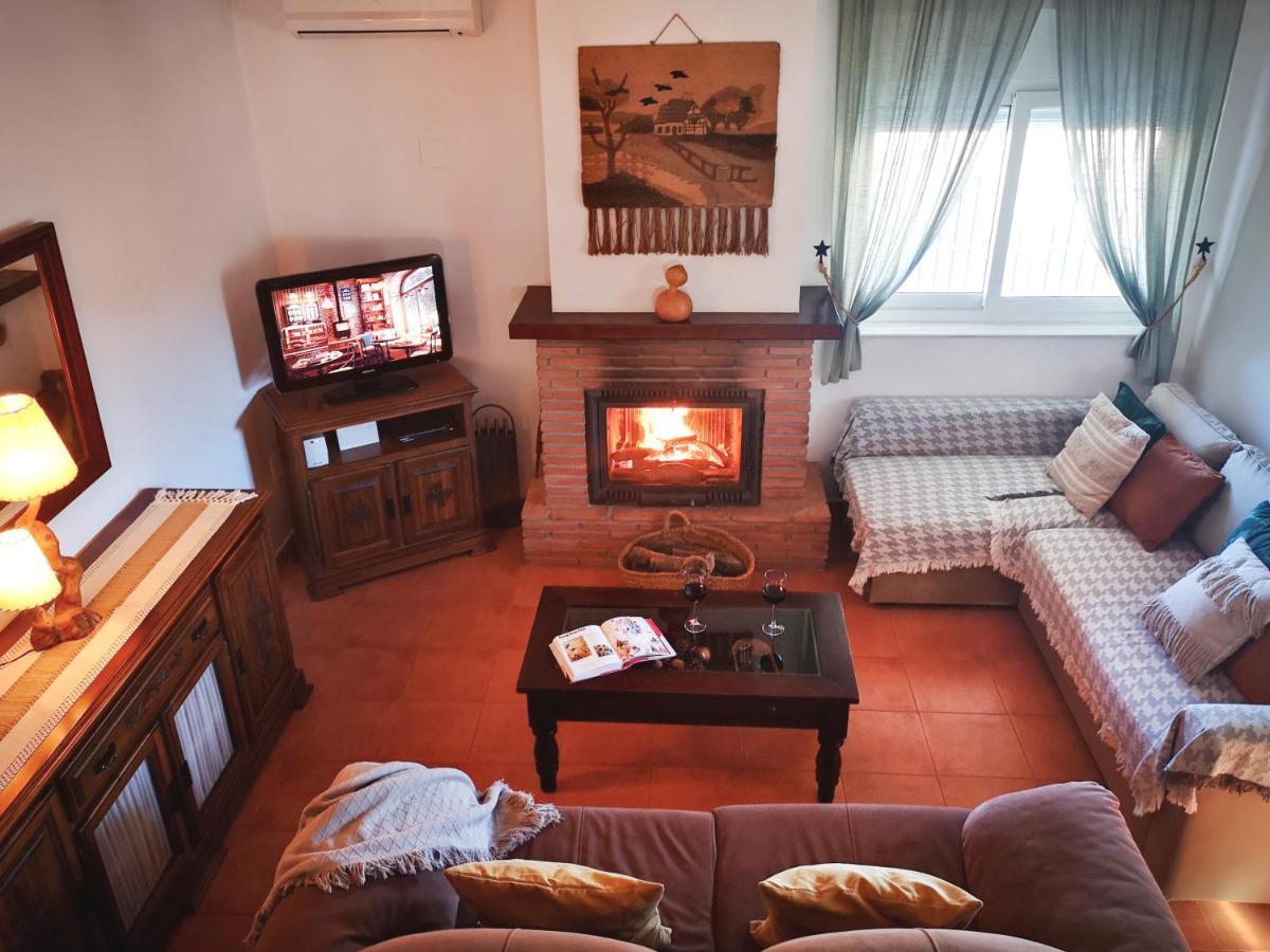 Finca Pil - Casa Rural Con Piscina Riogordo Ngoại thất bức ảnh